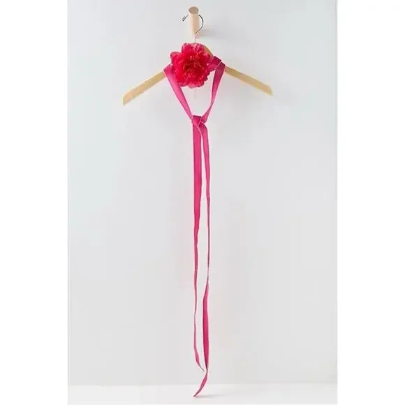 Free People Melody Flower Choker in Fuchsia Pink Spring Statement Whimsical NEW - Picture 7 of 9